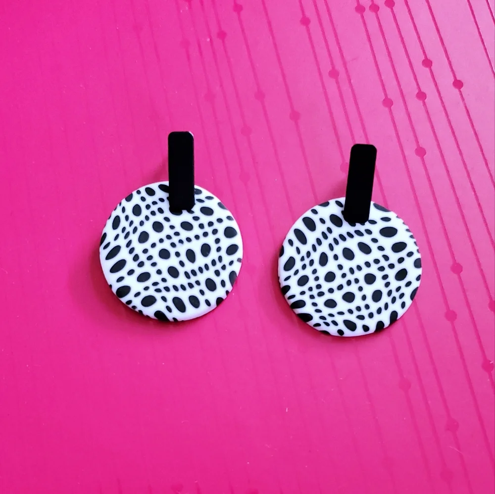 Fashion earrings